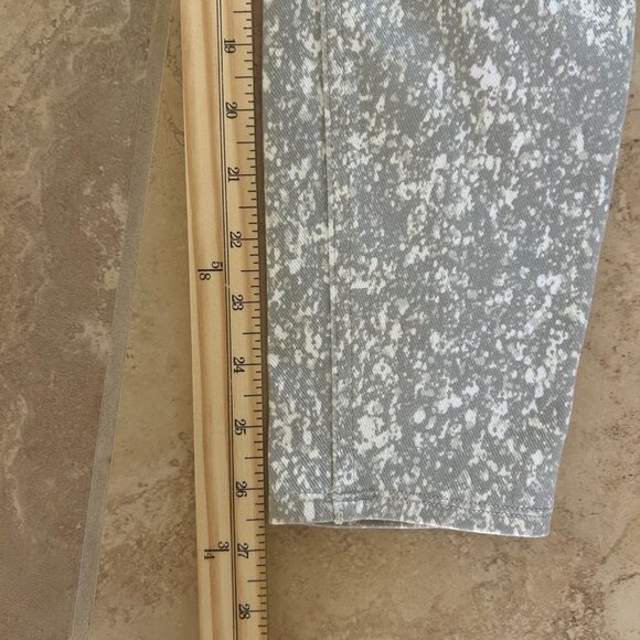 Spanx Pants Women's Speckled Gray Jean Ankle Leggings Stretch Shaping - Picture 8 of 8